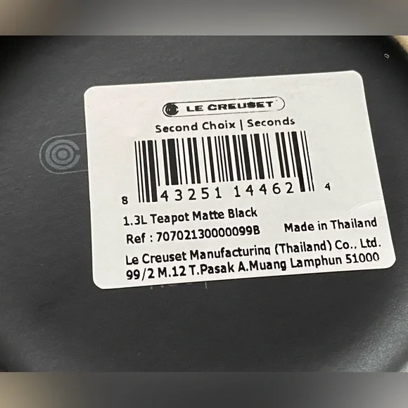 Le Creuset Matte Black Teapot - Picture 13 of 13